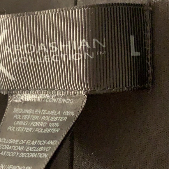 Kardashian large lined sequin blazer! - Picture 3 of 8